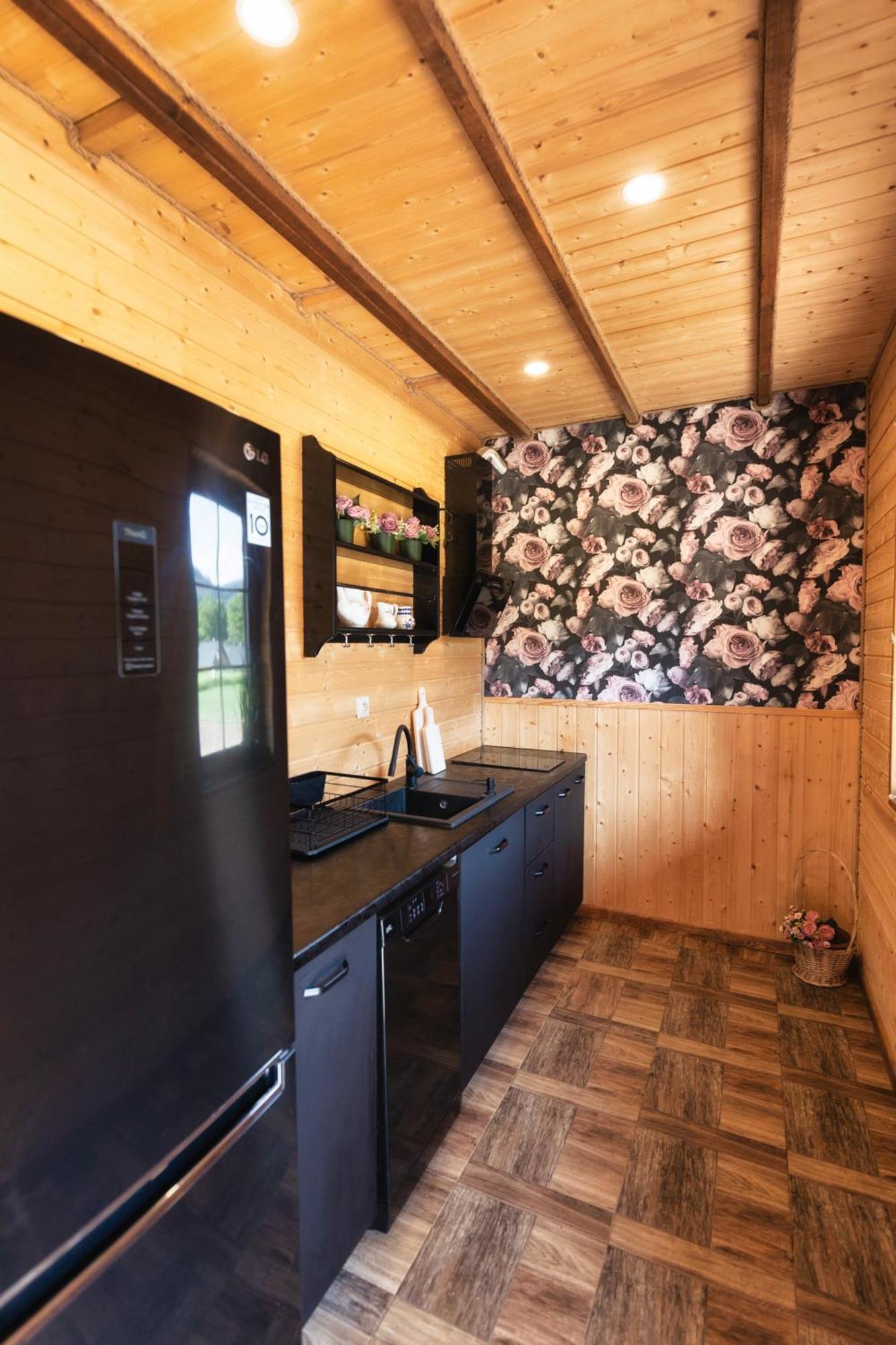 Gory Stolowe Camp -Miejsce Na Kamper, Przyczepe Lub Namiot Radkow Exterior photo